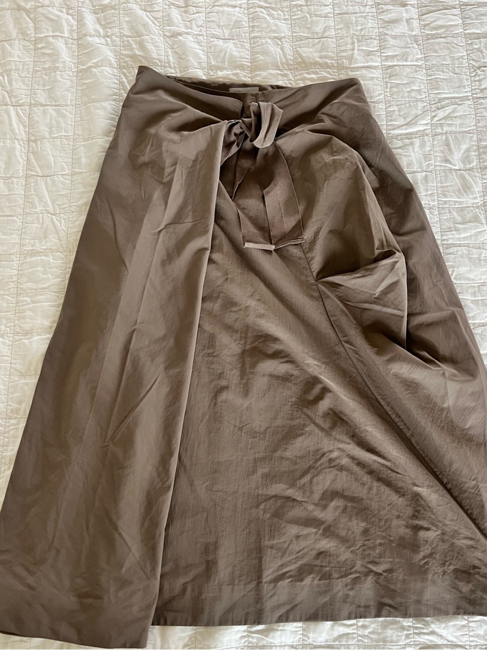 COS women’s wrap skirt size EUR 40 Medium size 8 US taupe brown midi